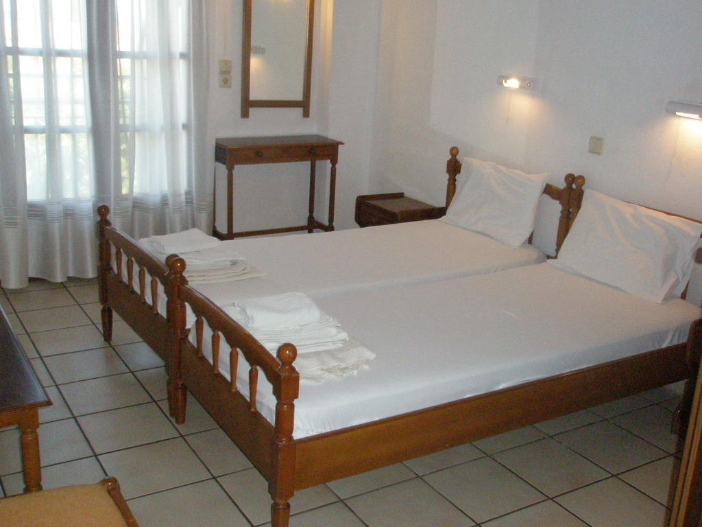 Viki Studios And Apartments Skala Potamias  Kamer foto