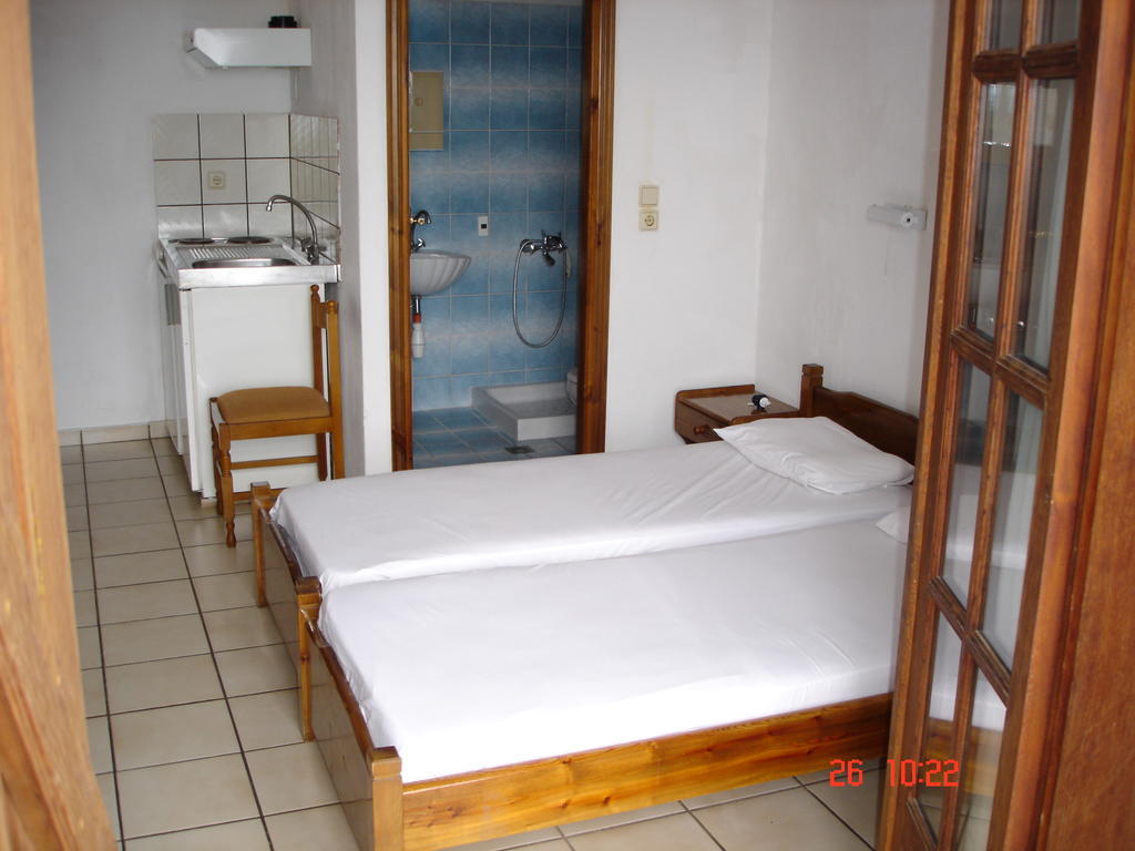 Viki Studios And Apartments Skala Potamias  Kamer foto